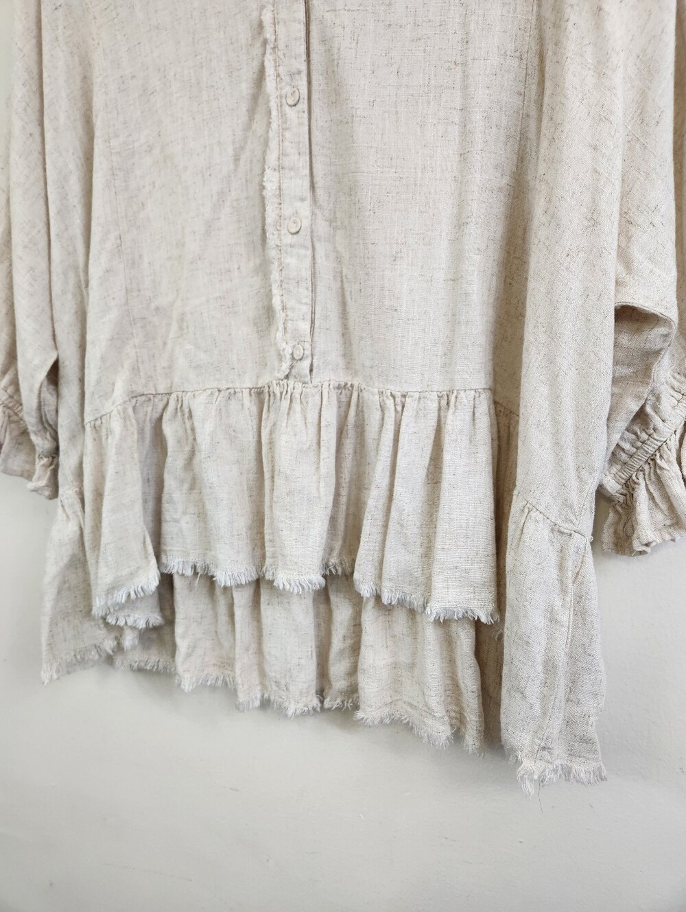 Umgee Linen Blend Oversized Blouse - Picture 4 of 10